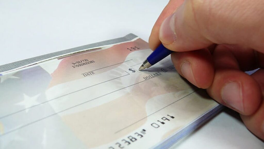 What Is a Guarantee Cheque in the UAE?