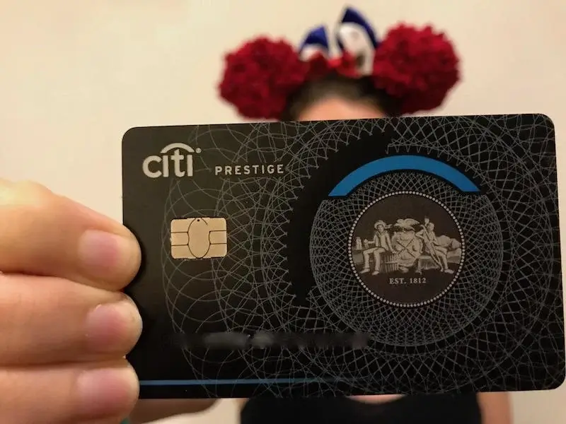 Entry-Level Cards: Simplicity, Cashback, Rewards and Ready